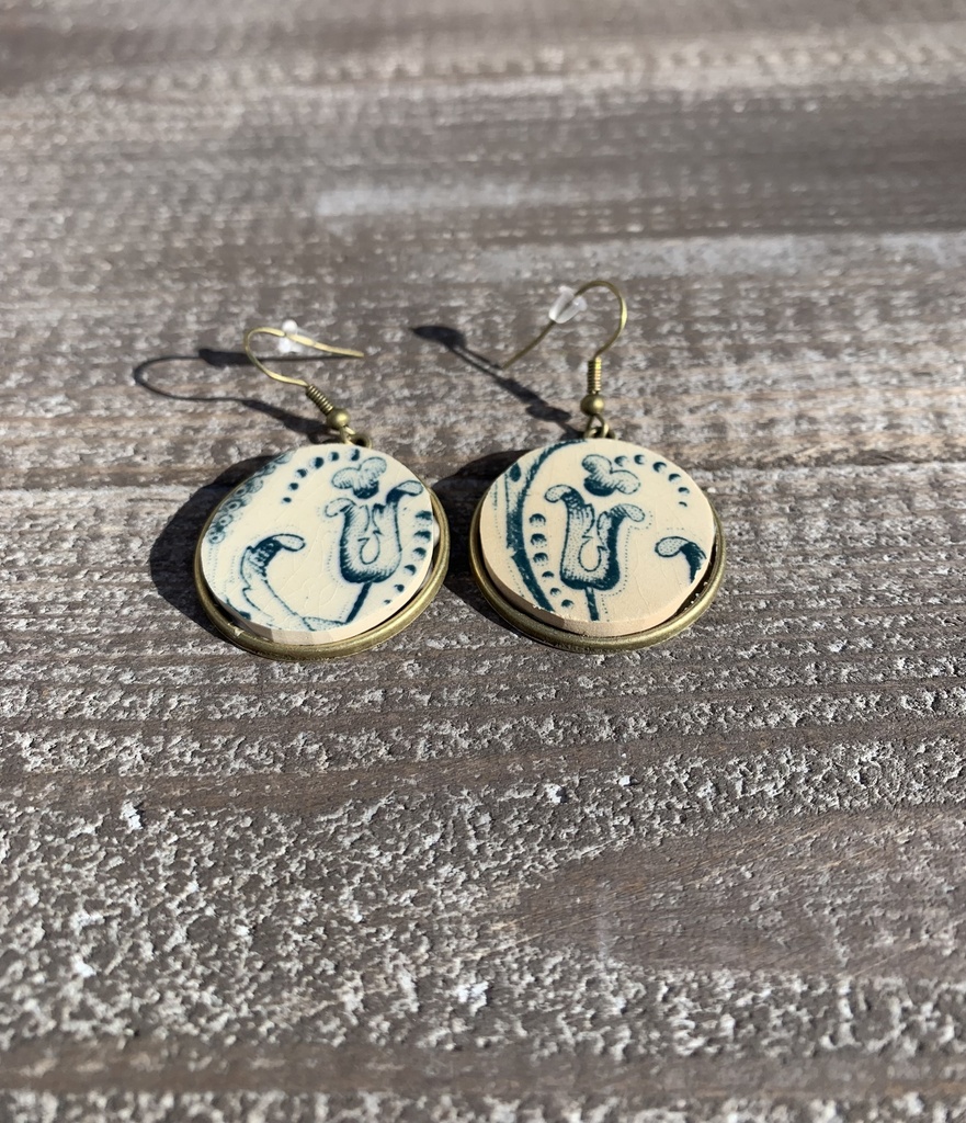 Boucle d'oreille
